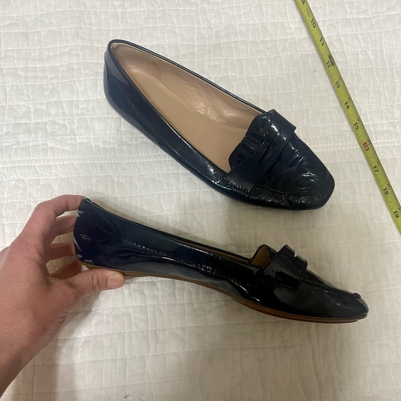 J.Crew Navy Patent Leather Loafer Flats Size 8 - Picture 2 of 4
